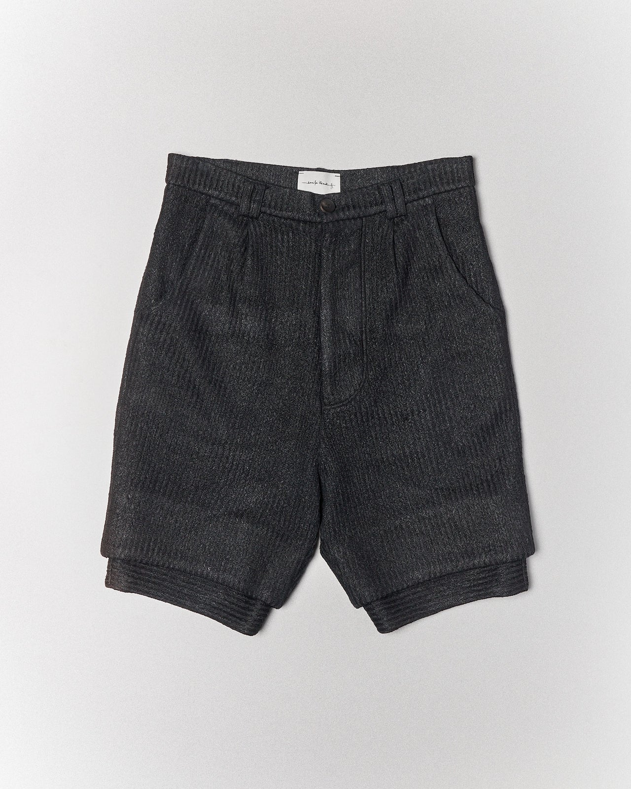 2014 woven paper short