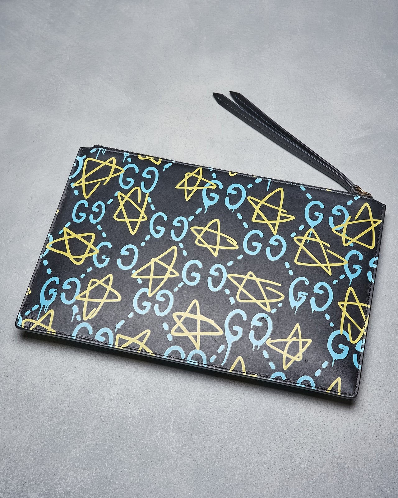 Gucci 2017 Gucci Ghost leather zip Pouch