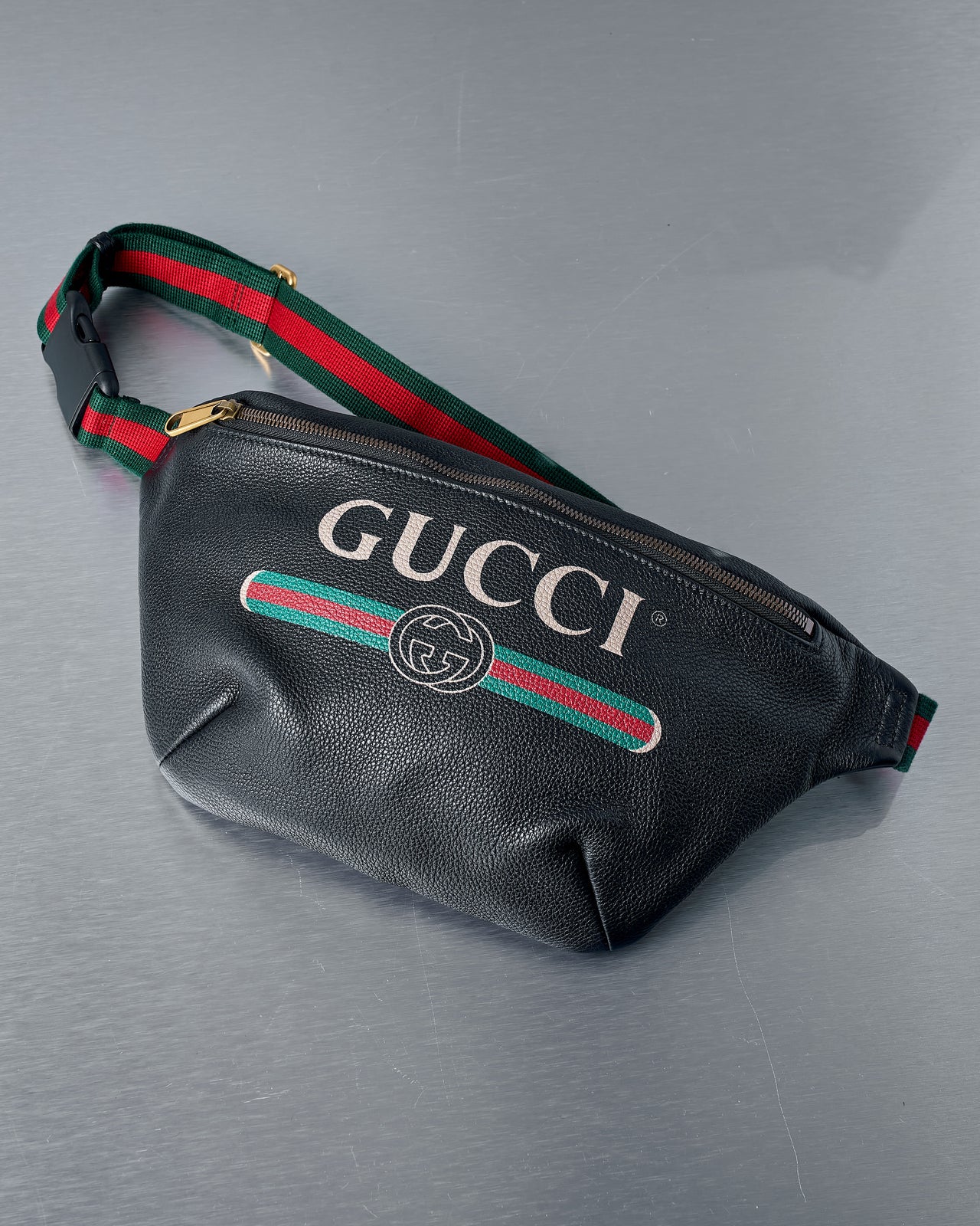 Gucci Pebbled Calfskin Logo crossbody Bag