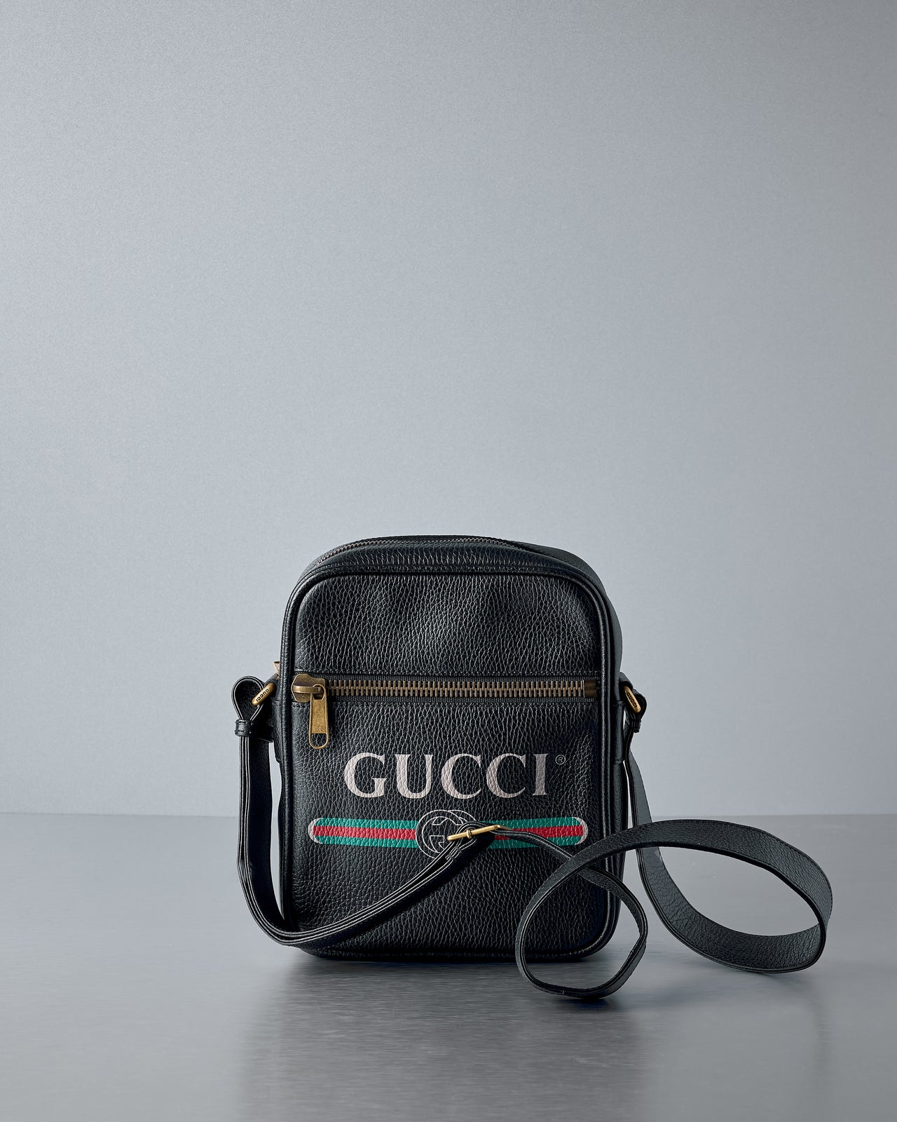 Gucci Pebbled Leather Retro Side Bag