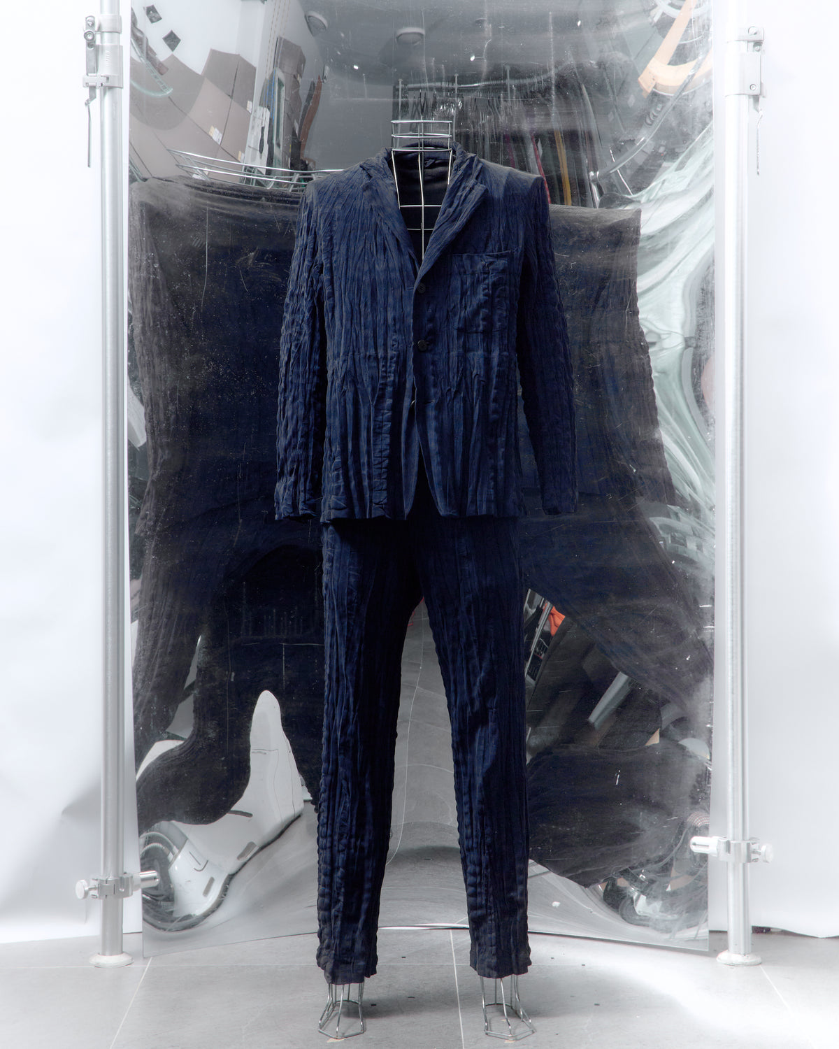 Issey Miyake Mens AW 2016 Crushed cord pleated blazer