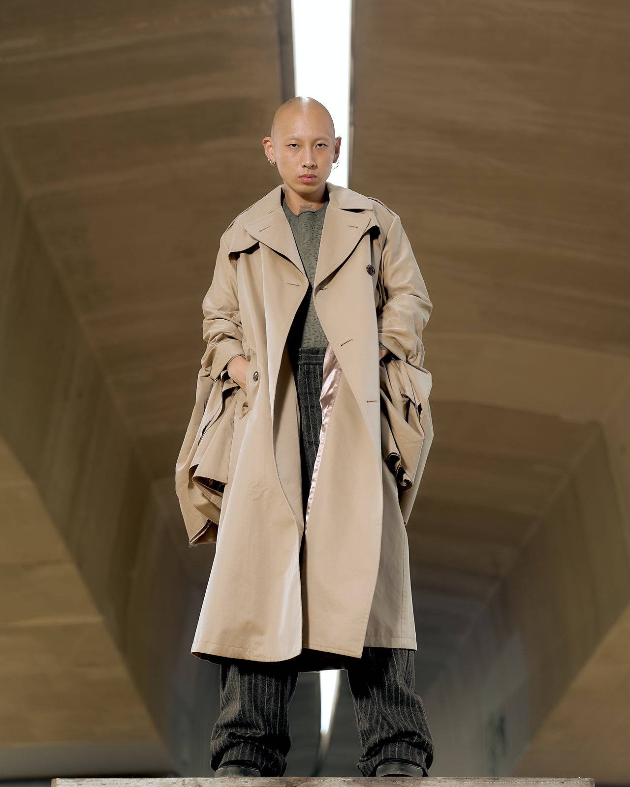 Comme des Garçons Junya Watanabe AW 2018 Deconstructed furisode trench coat
