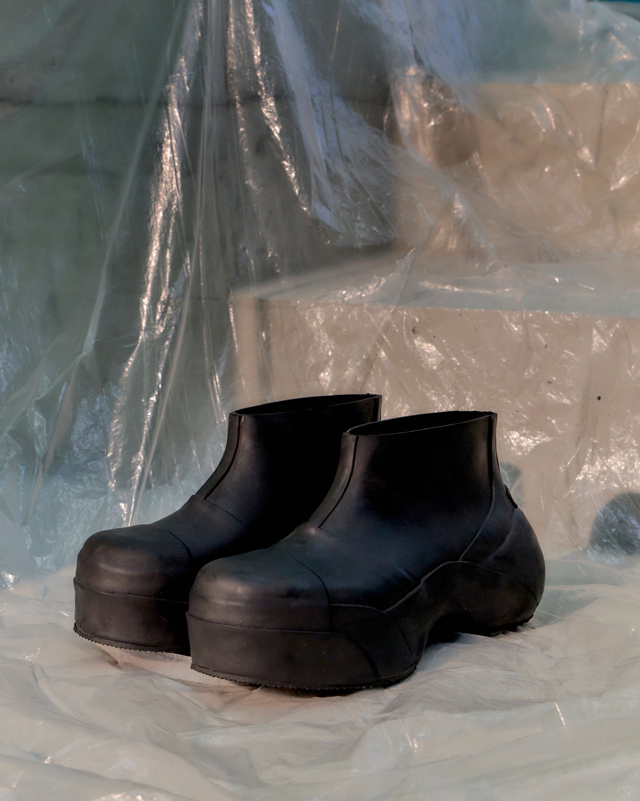 Givenchy SS 2023 Show Rubber Rainboot
