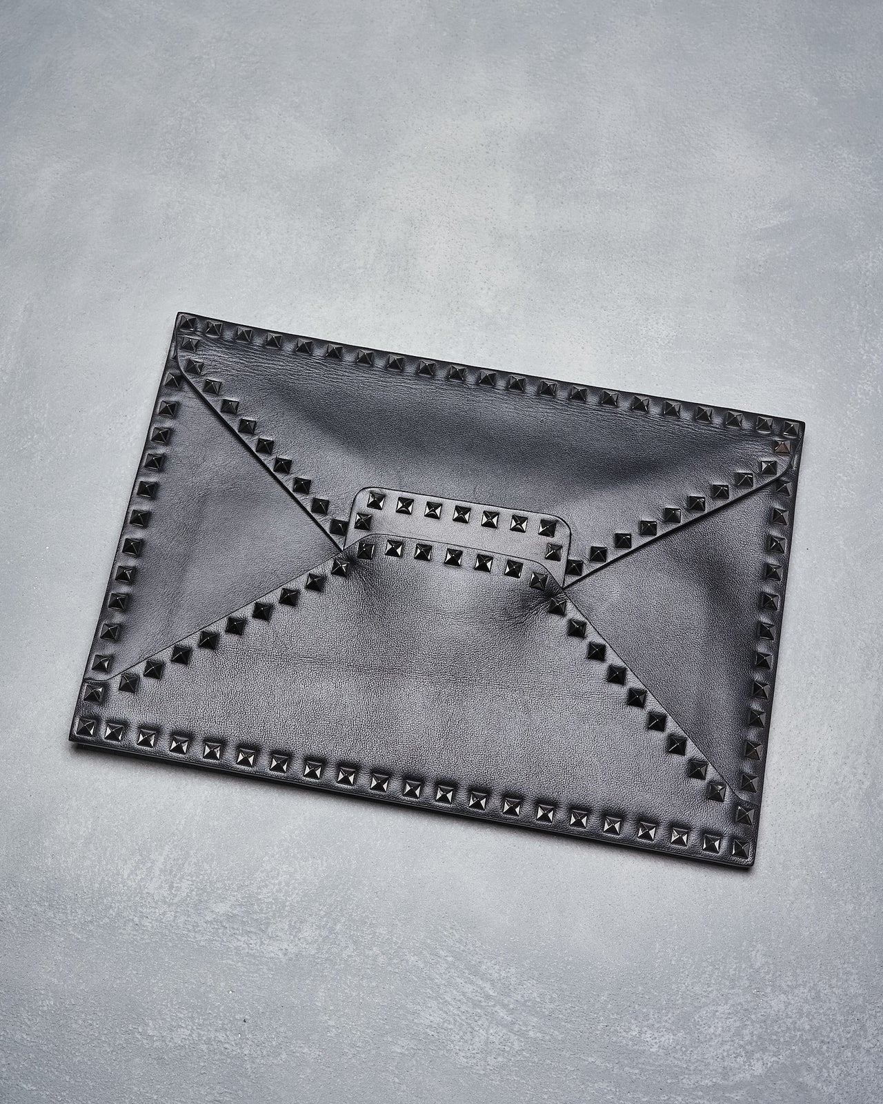 Valentino Rockstud Untitled 12. envelope clutch