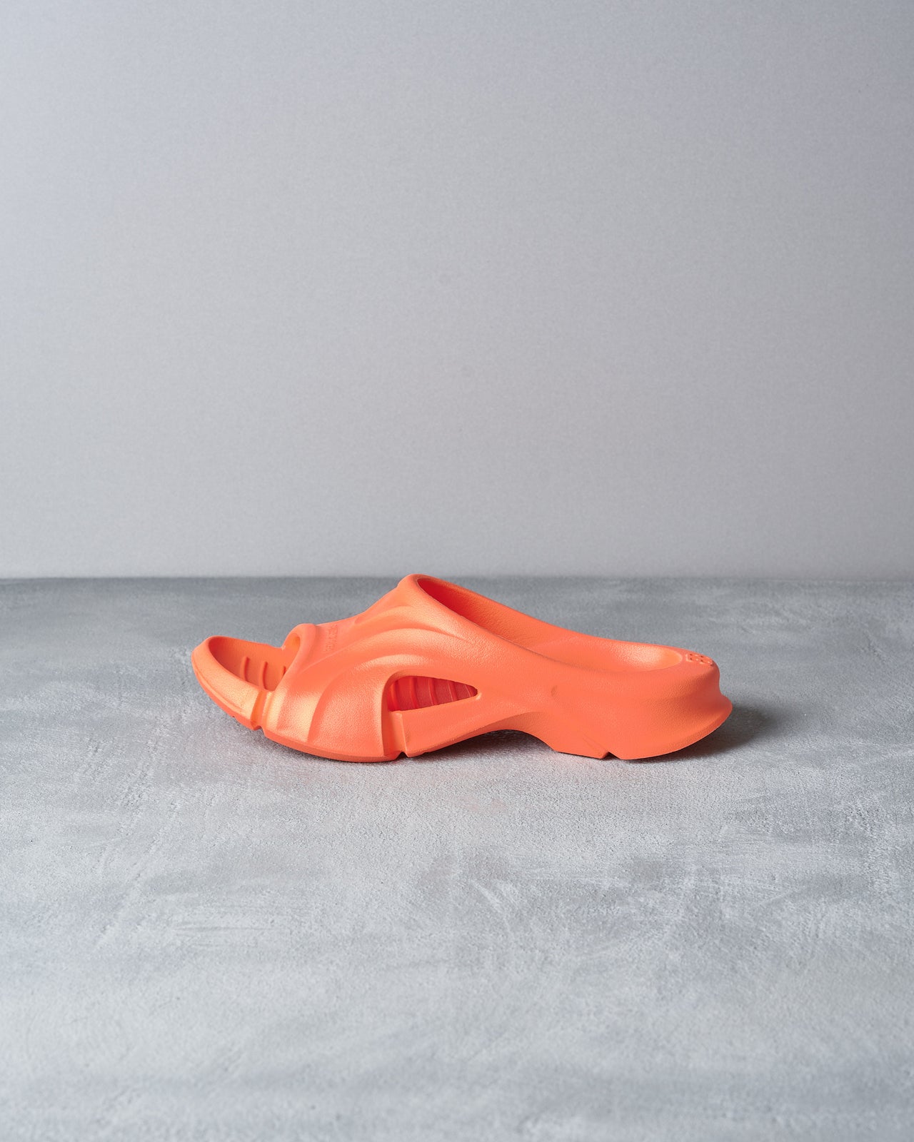 Balenciaga Mold rubber slide