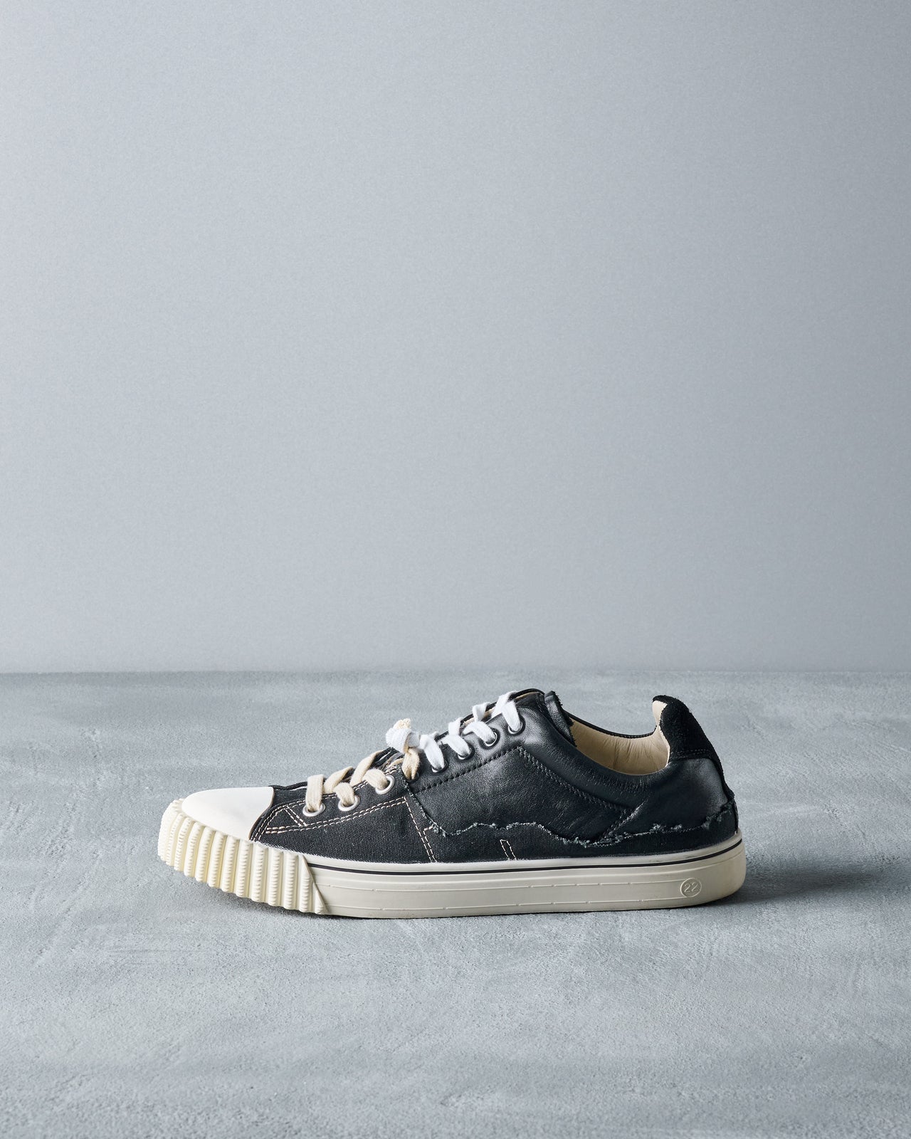 Maison Margiela Evolution Distressed low-top sneaker