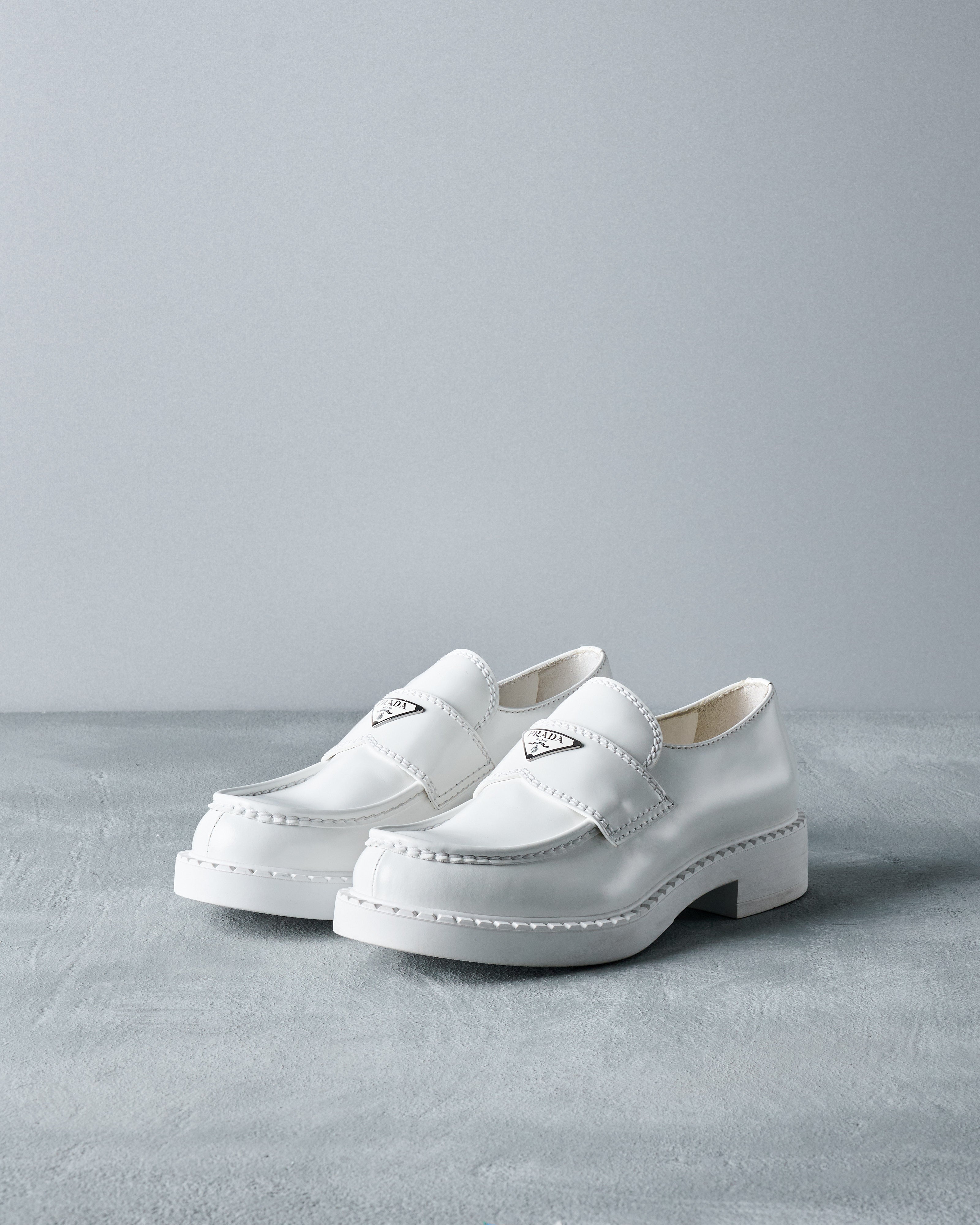Prada | White Chocolate Patent Leather Loafers - KOT-J