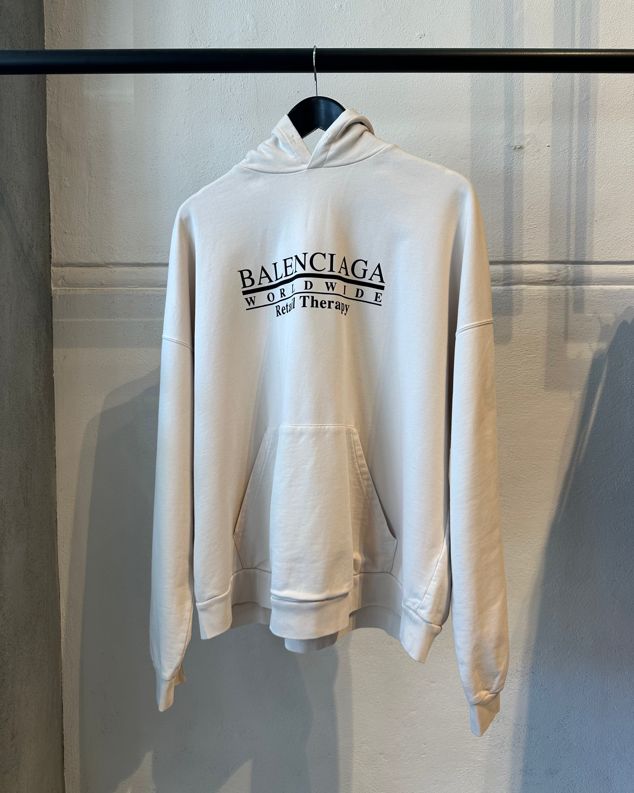 Balenciaga | 2021 World Wide Retail Therapy Hoodie - KOT-J