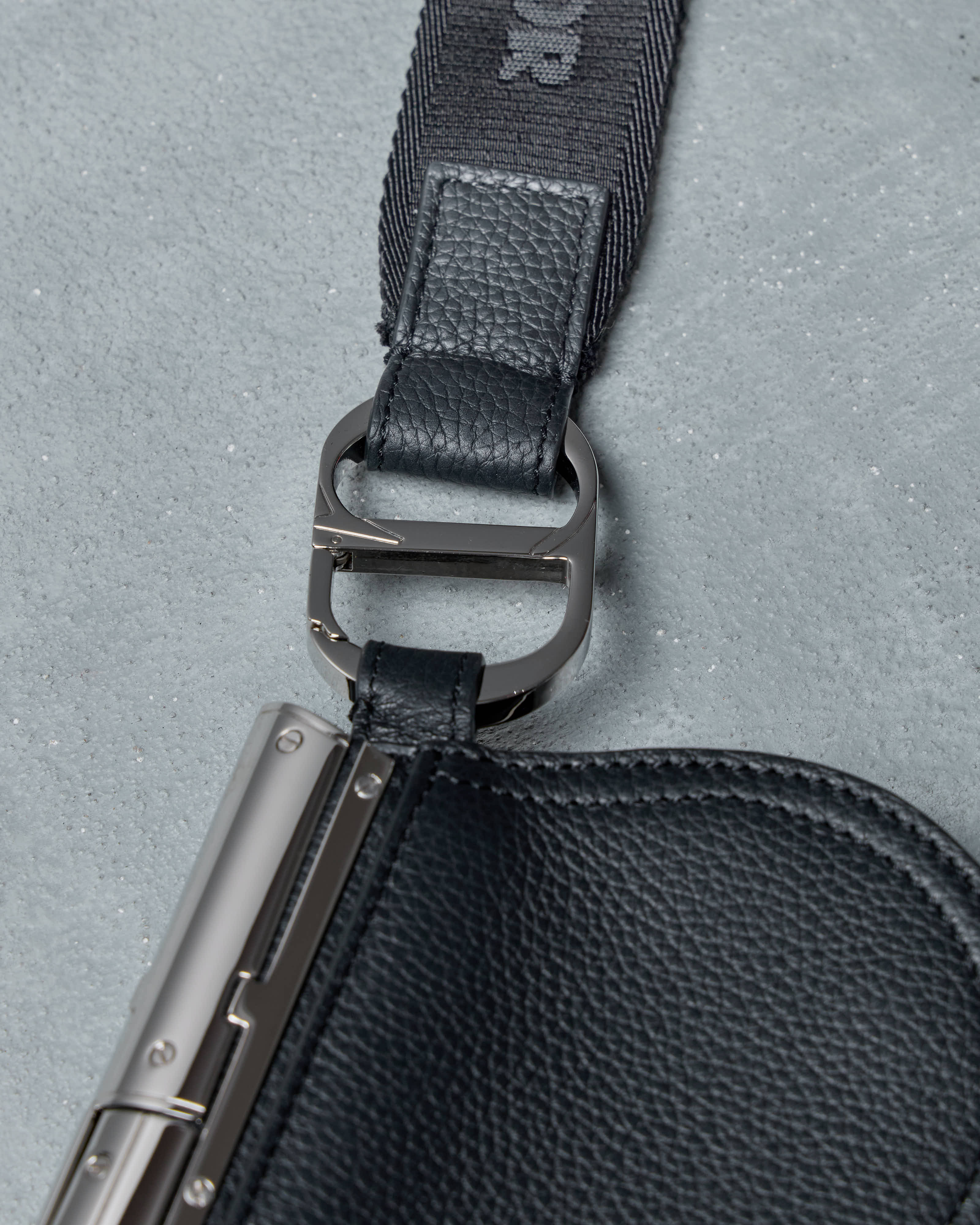 Dior x Sorayama Pre-Fall 2019 Mens Saddle Bag Clutch Look #34 - KOT-J