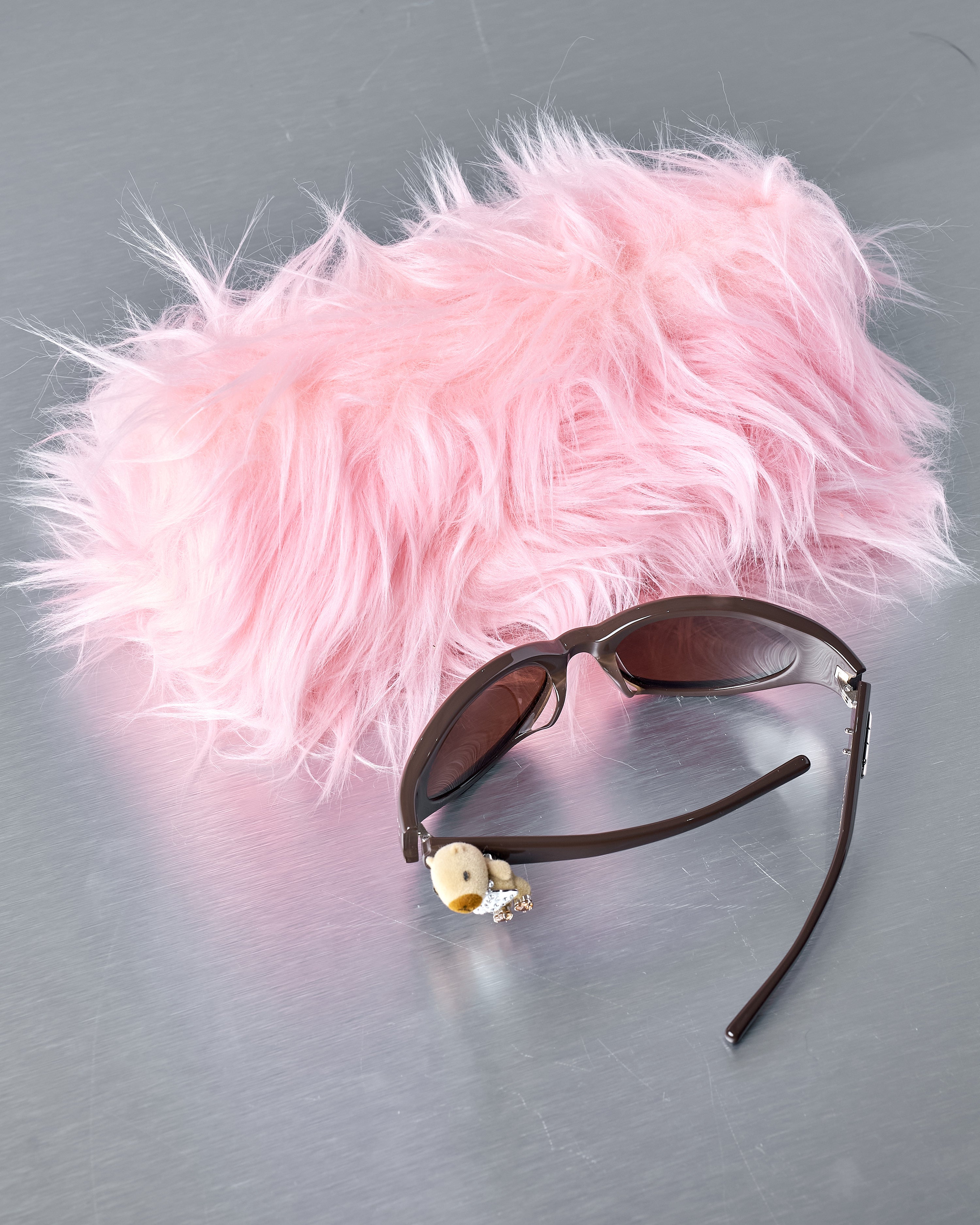 Gentle Monster | x Jennie Donut Bun Sunglasses And Cooing Charm