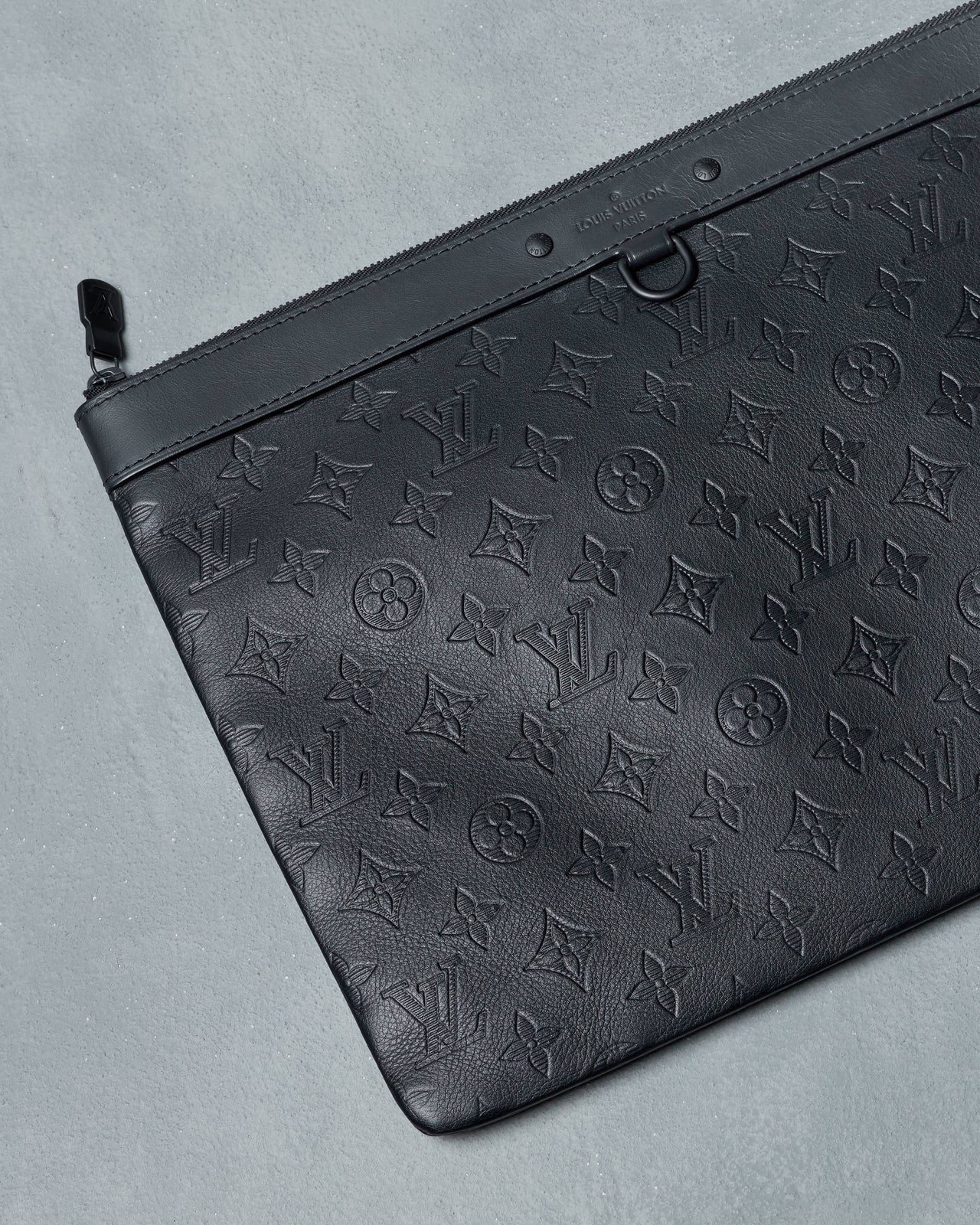 Louis Vuitton 2020 Monogram Shadow Discovery Pochette