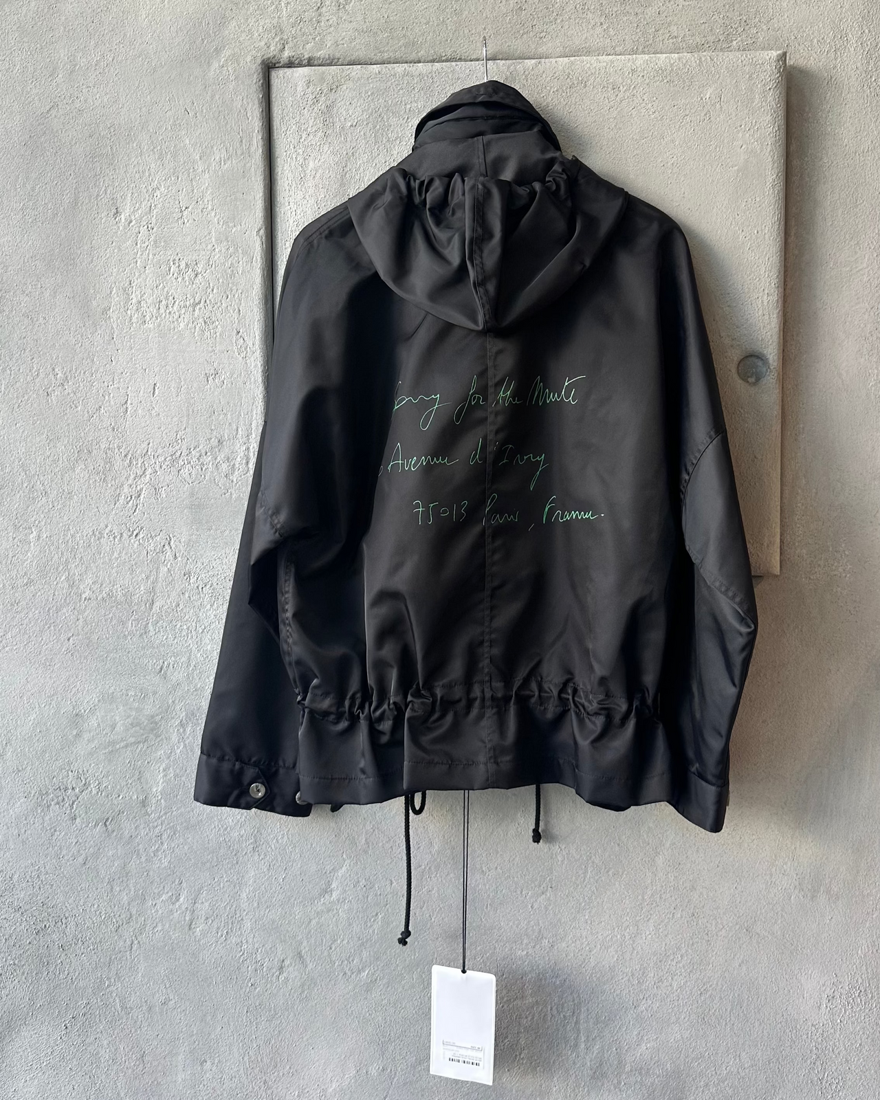 Song For The Mute 22.1 Avenue d'Ivry Script Hooded Short Parka Jacket